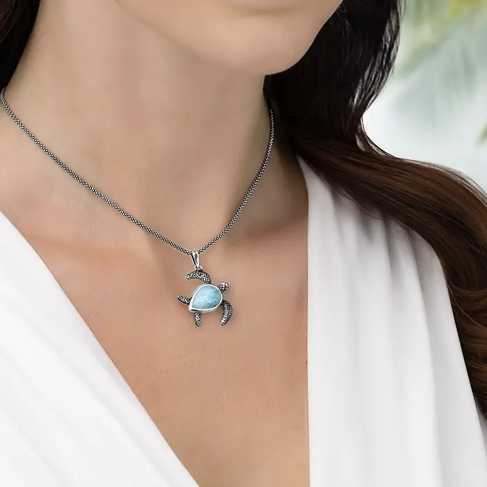 Turtle Pendant Honu with Larimar