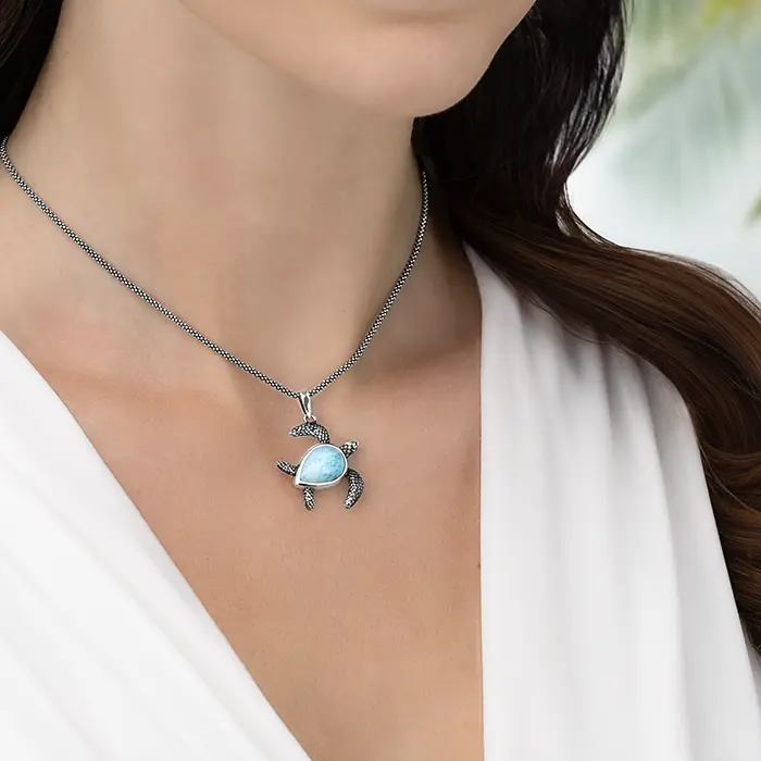 Turtle Pendant Honu with Larimar